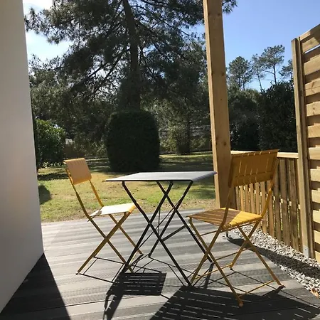 Le 25 L'ocean Oda ve Kahvaltı 3*