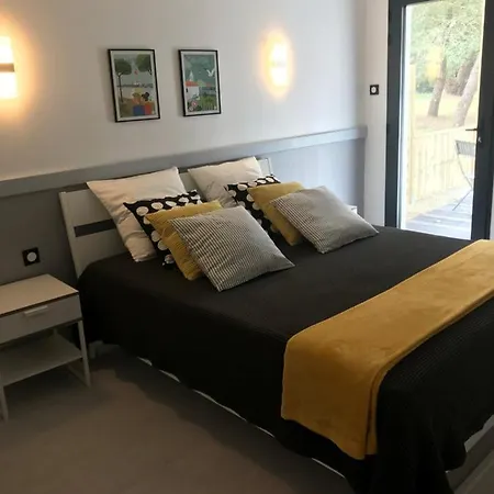 Le 25 L'ocean Bed & Breakfast *