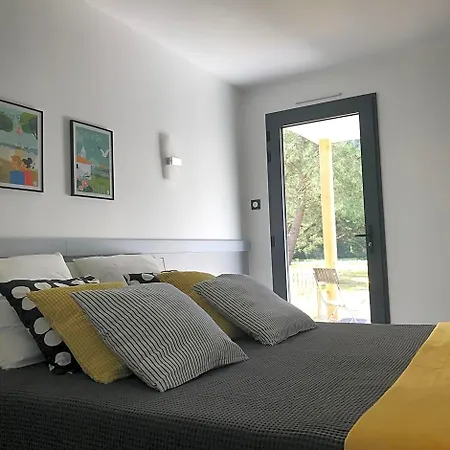 Le 25 L'ocean Bed & Breakfast 4*